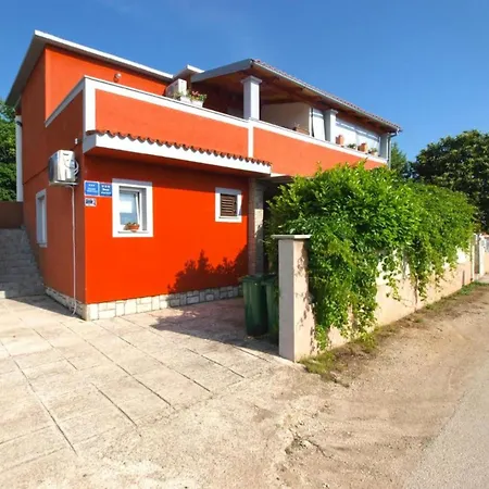 Cozy With Private Outdoor Space Appartamento